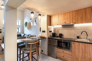 Loft Deluxe | Cuisine privée | Four à micro-ondes