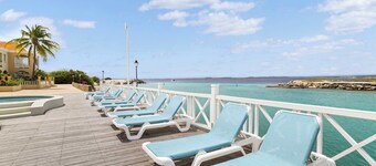Port Bonaire BonMar A201 with sea view and shared pool
