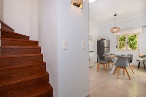 Dining - Nikos Home - 1 km from the beach (Chania)