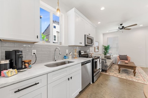 NEW•Roux House•Cajun Country Gem•Washer/Dryer•WiFi