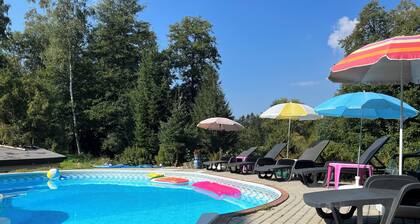 Comfortable 3 bedroom apartment in the charming house 10 km from Karlovy Vary