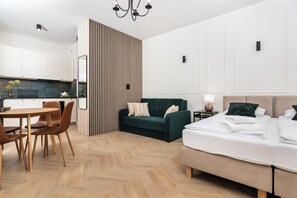 Studio Supérieur, vue cour intérieure