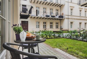 Deluxe Apartment, 1 Bedroom | Terrace/patio