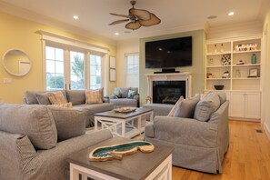 Smart-TV, bordtennis og kontorer