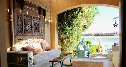 Artsy 2-bedroom chalet in El Gouna
