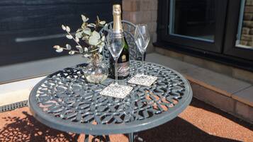 Tempat makan outdoor