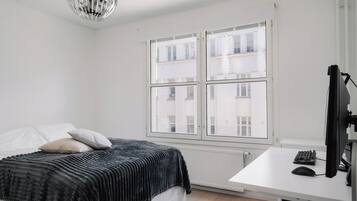 Superior Apartment, Kitchen, City View | 1 bedroom, desk, laptop workspace, blackout curtains