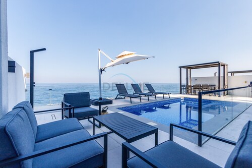 Pool, Mountain & Sea View 6BR Villa w/ Asst & Driver Room,Heated Pool,BBQ Area