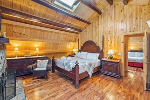 6 soveværelser, skrivebord, strygejern/strygebræt, Wi-Fi