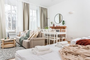 高級公寓, 城市景 | 書桌、手提電腦工作空間、熨斗/熨衫板、免費 Wi-Fi