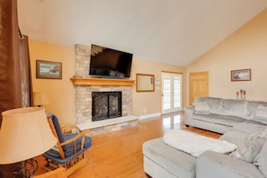 House (4 Bedrooms) | Interior