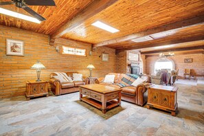 Hus (2 Bedrooms) | Interiör