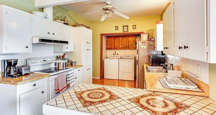 Seatac Home w/ Patio & Grill - 3 Mi to Airport!