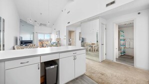 Interior - Marlin Cove - 2 BR, Sleeps 6, Pool - 120th Bayside (Ocean City)