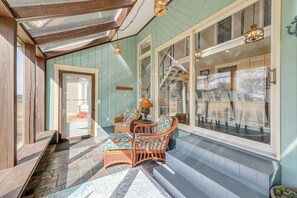 House (4 Bedrooms) | Interior - Private Beach & Fishing Pier: Wicomico River House (Princess Anne)