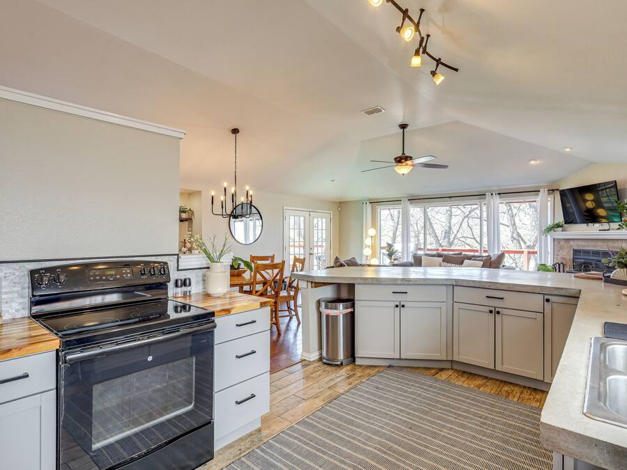 House (2 Bedrooms) | Interior