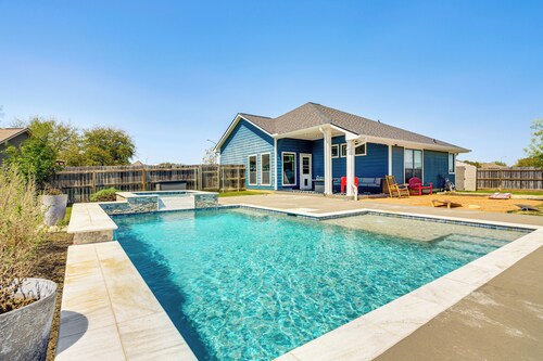 Private Pool & Hot Tub: 'wild Horse' Home!