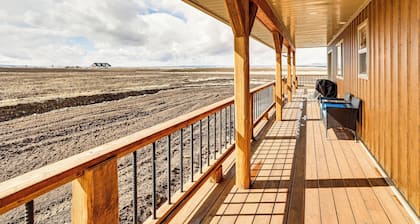 Wraparound Deck: Newly Built Home in Grangeville!