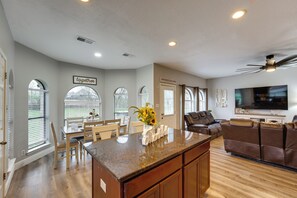 House (4 Bedrooms) | Interior - Spacious Family Home w/ Patio in San Antonio! (San Antonio)