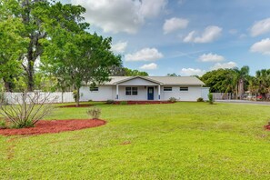 House (3 Bedrooms) | Interior - Stay & Play in Belleview: Welcoming Home w/ Yard (Belleview)
