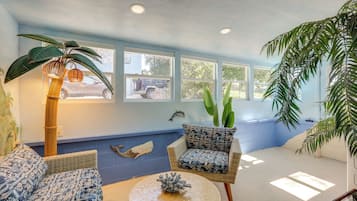 Cottage (2 Bedrooms) | Interior