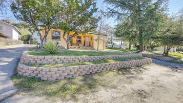 Cottage (2 Bedrooms) | Interior