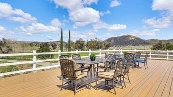 House (3 Bedrooms) | Front of property