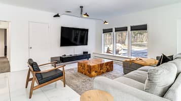 House (4 Bedrooms) | Bahagian dalam