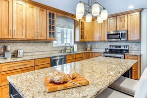 House (3 Bedrooms) | Interior - Walk to Main St & Parks: Zionsville Village Home (Zionsville)