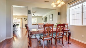 บ้านพัก (5 Bedrooms) | ภายใน