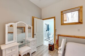 House (1 Bedroom) | Interior