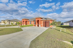 House (3 Bedrooms) | Interior - 11 Mi to Fort Myers River District: Suburban Haven (Lehigh Acres)