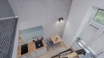 Suite estudio clásica | Tabla de planchar con plancha y wifi gratis