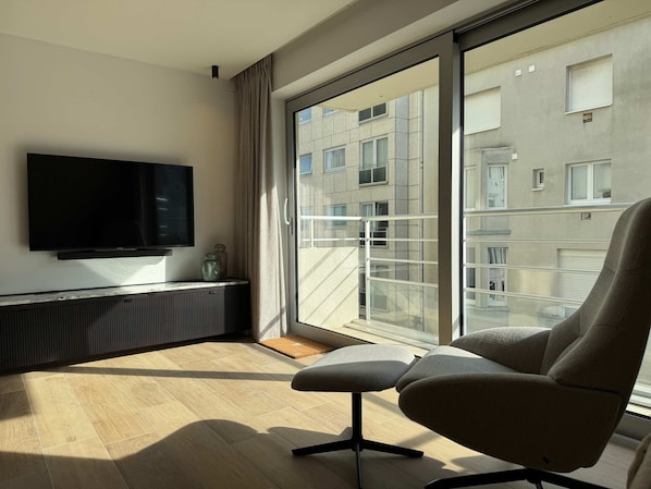 Apartment | 2 bedrooms, desk - Huswell - Design Apartment With sea Views (Knokke-Heist)