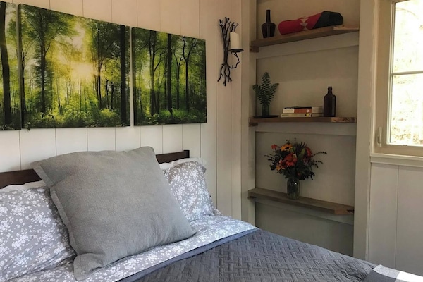 1 habitación y ropa de cama