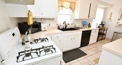 South Bend House: Fire Pit, Near Notre Dame (1155)
