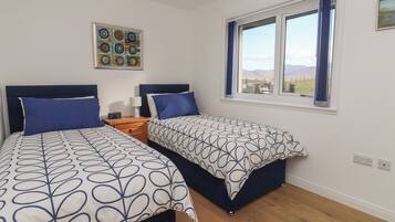 3 bedrooms, individually decorated, individually furnished, free WiFi