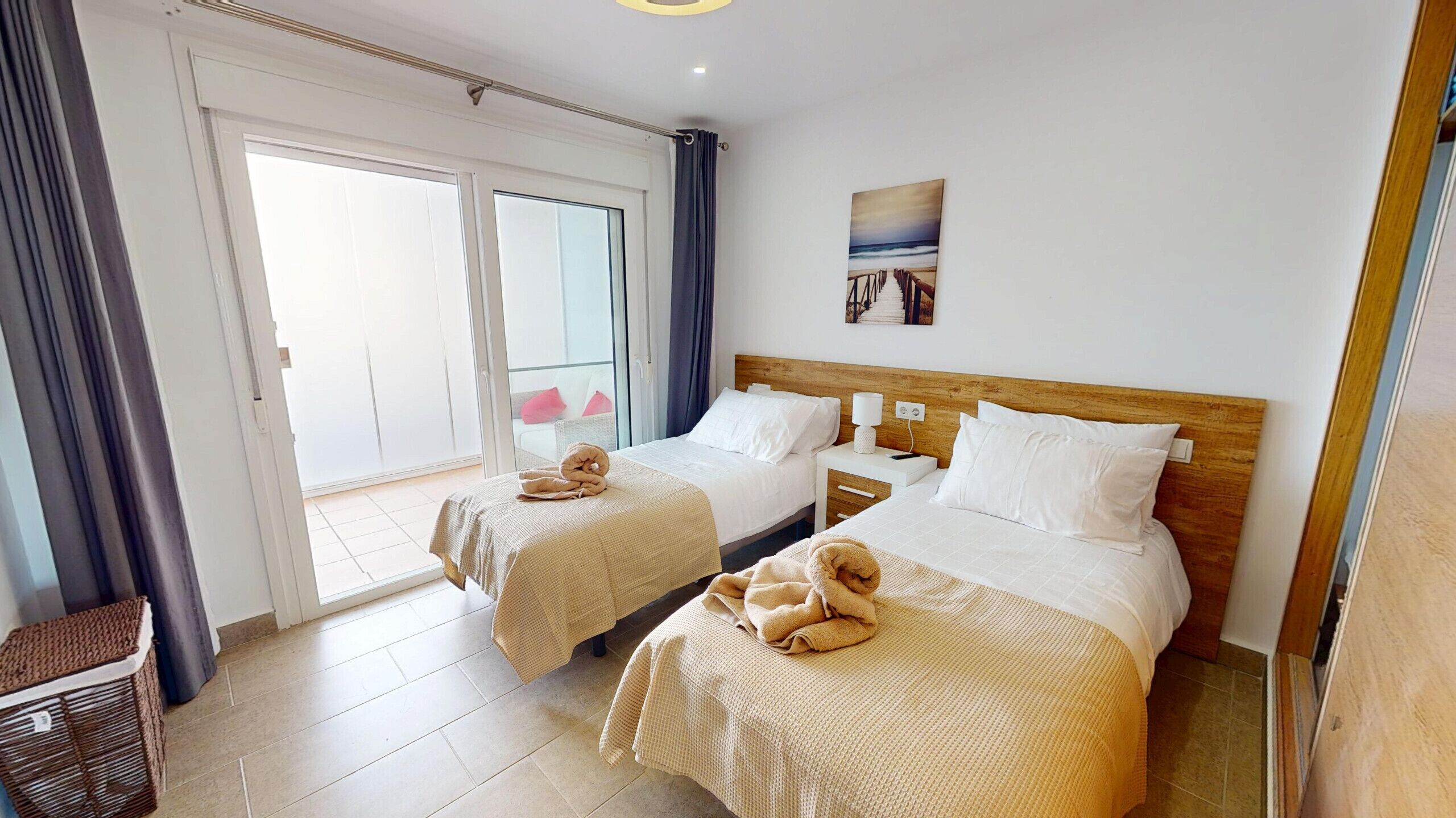 1 camera, ferro/asse da stiro, Wi-Fi gratuito, lenzuola