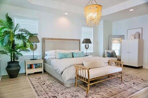 4 habitaciones, tabla de planchar con plancha, wifi y ropa de cama 