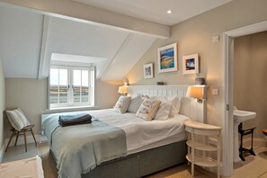 5 chambres, fer et planche à repasser, Wi-Fi gratuit, draps fournis