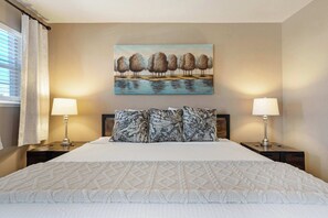 3 chambres, fer et planche Ă repasser, Wi-Fi, draps fournis