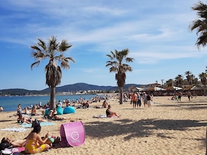 Sun-loungers