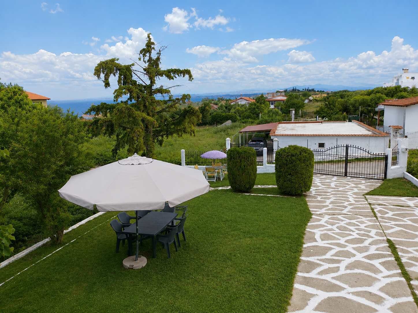 Seaview and garden view from the property
