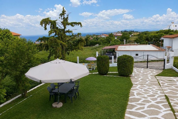 Seaview and garden view from the property