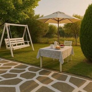 Unclassified image, 3 of 4, button