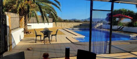 Apartment | Pool | Outdoor pool