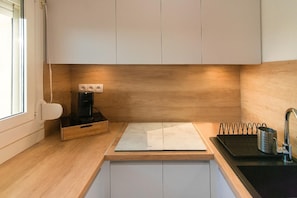 Fridge, microwave, coffee/tea maker, toaster