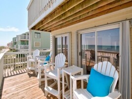 Townhome, 3 Bedrooms | Property grounds