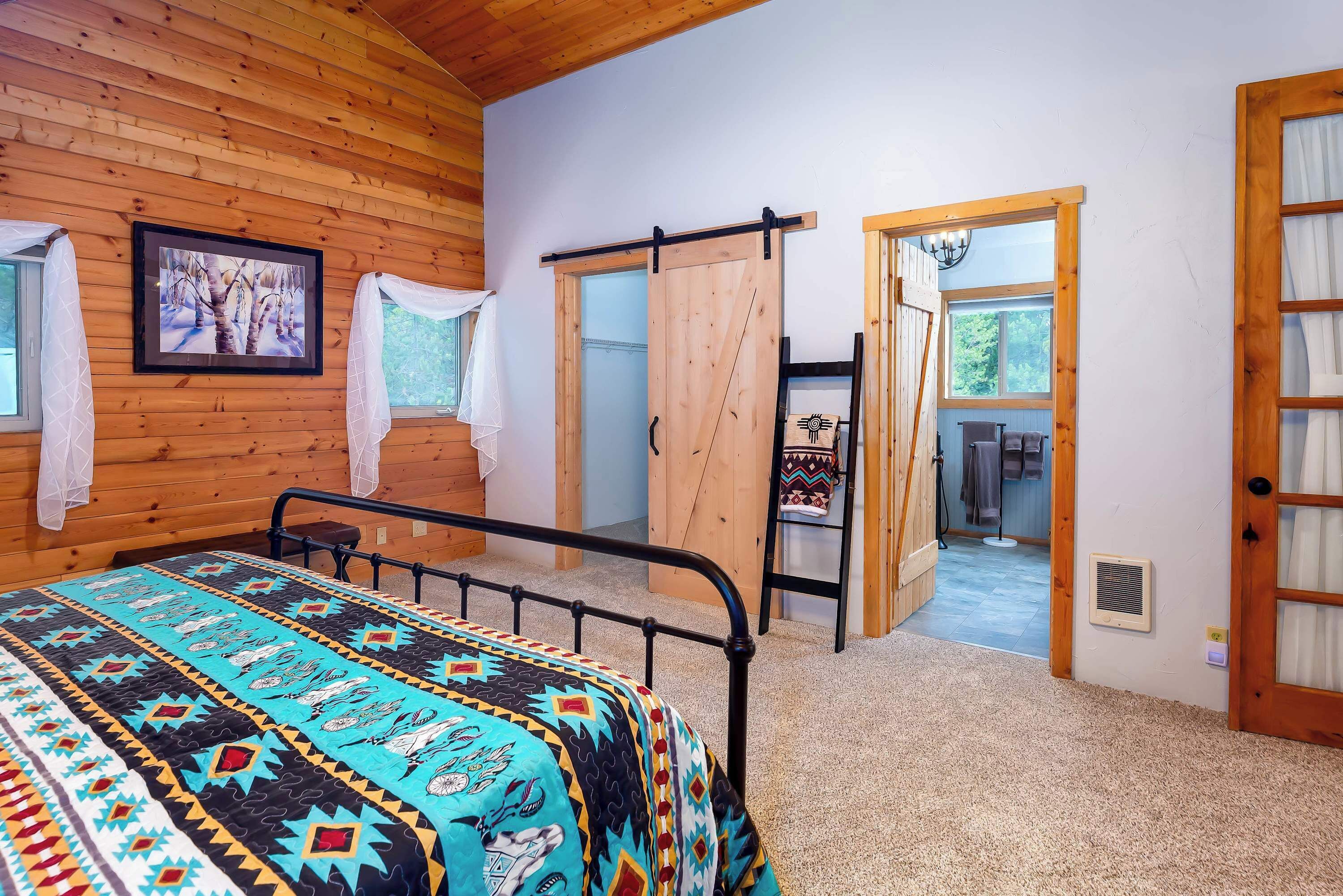 3 bedrooms, desk, iron/ironing board, WiFi