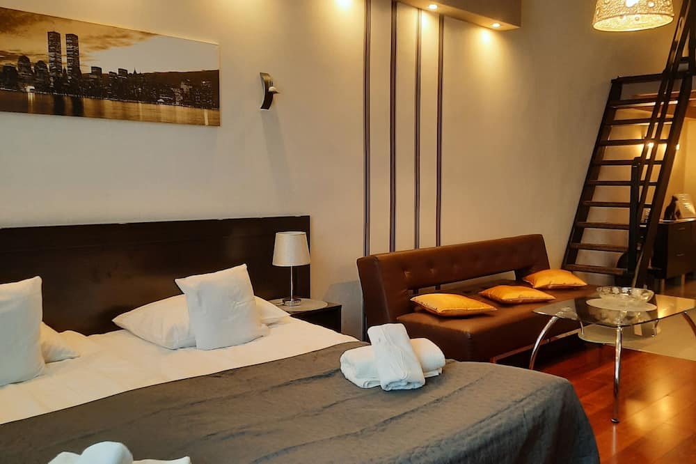 Luxury Senate Apartment
